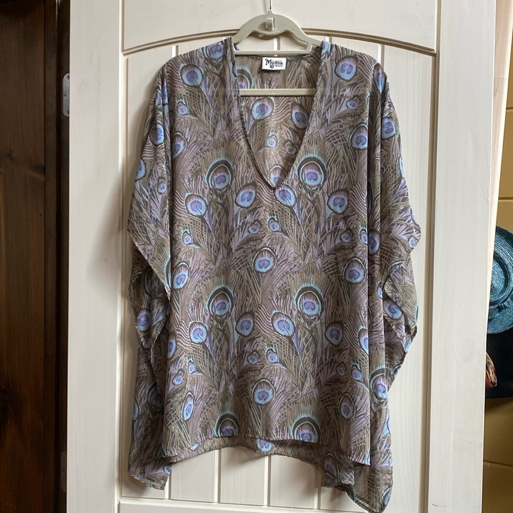 Like New! Show me Your MuMu sheer poncho